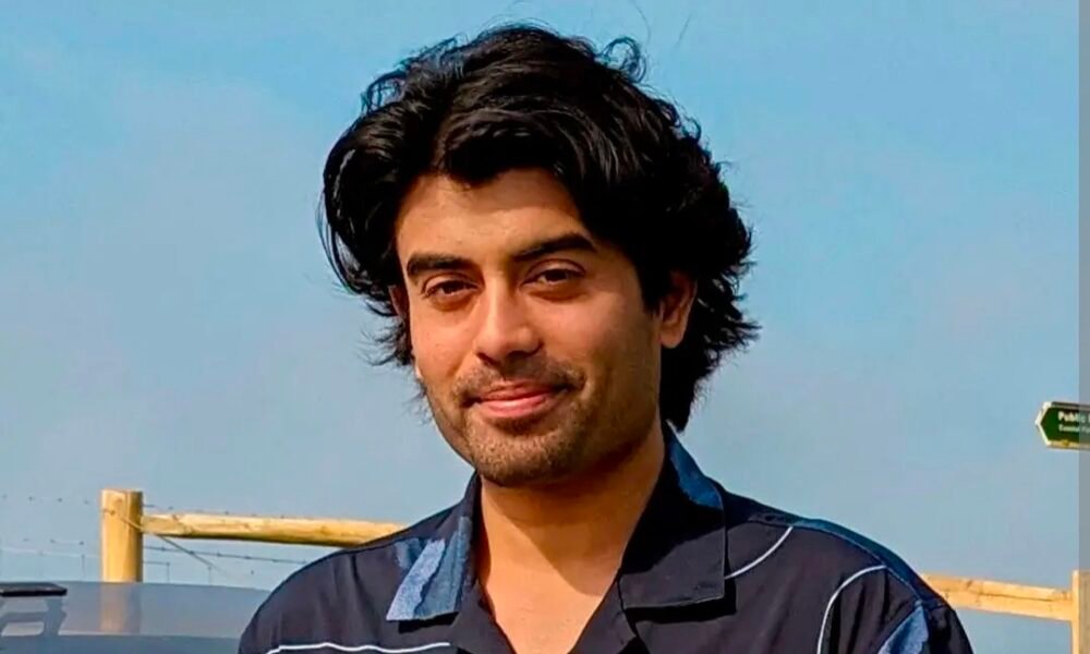 Ishy Khan Biography: Age, Net Worth, Antiques Road Trip, Wife, and Career